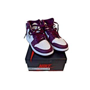 Nike Air Jordan 1 Retro High OG GS Bordeaux Athletic Shoes Size 6y 575441 611